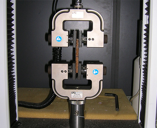 UNIVERSAL TESTING MACHINE