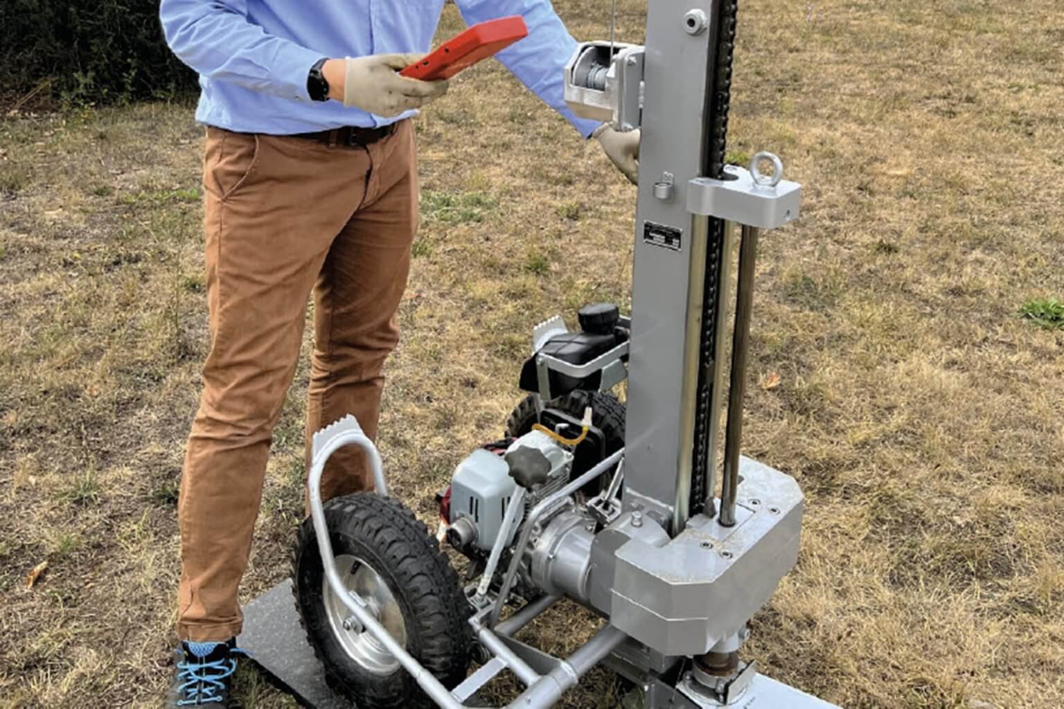 Perbedaan Dynamic Cone Penetrometer dan Cone Penetration Testing