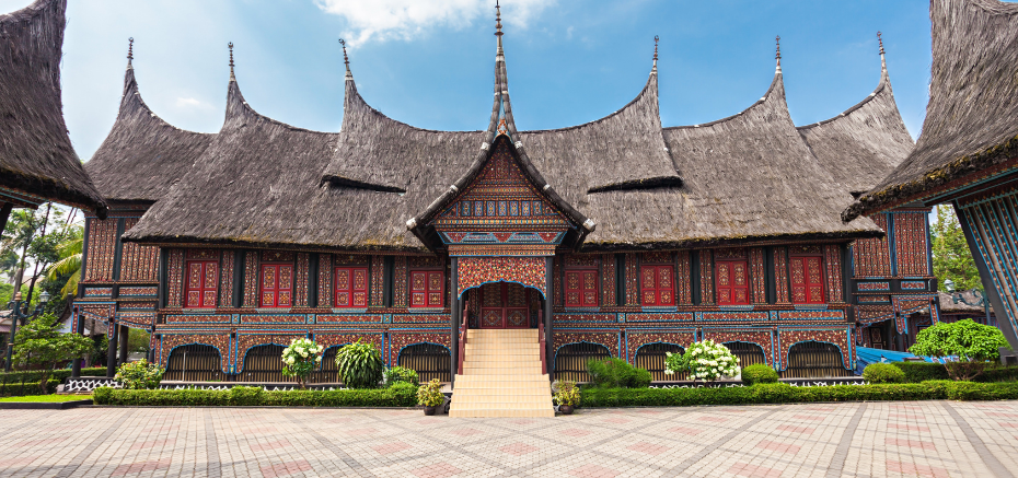 Inspeksi Beton Pada Bangunan Bersejarah rumah gadang 