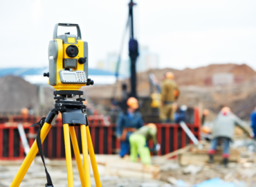 Monitoring Deformasi Bendungan dengan Robotic Total Station